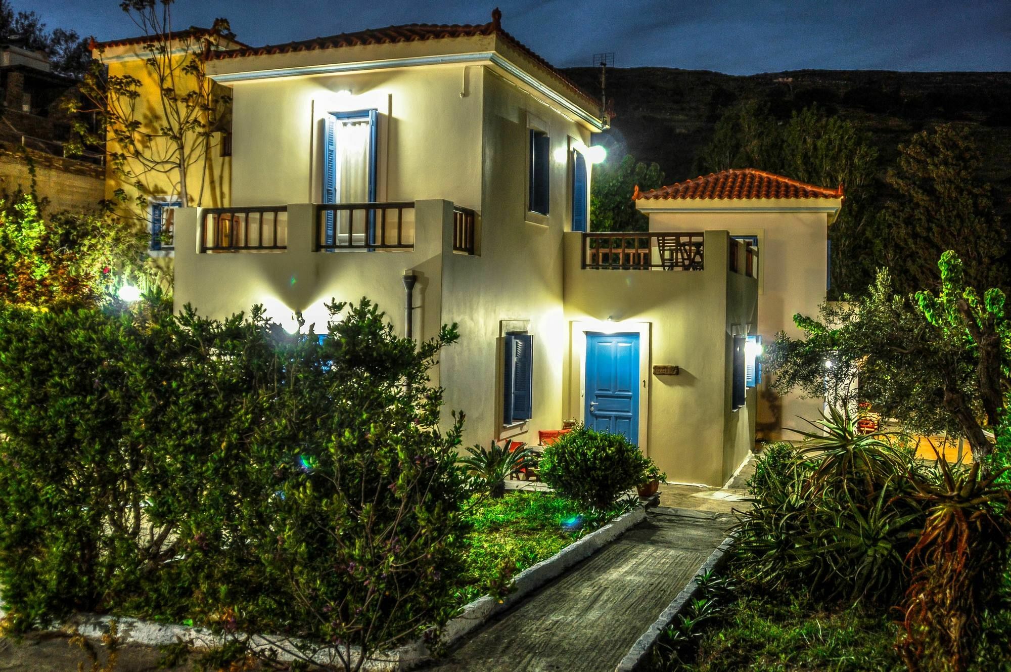 Mainades Maisonettes & Studios Ménites Exteriér fotografie
